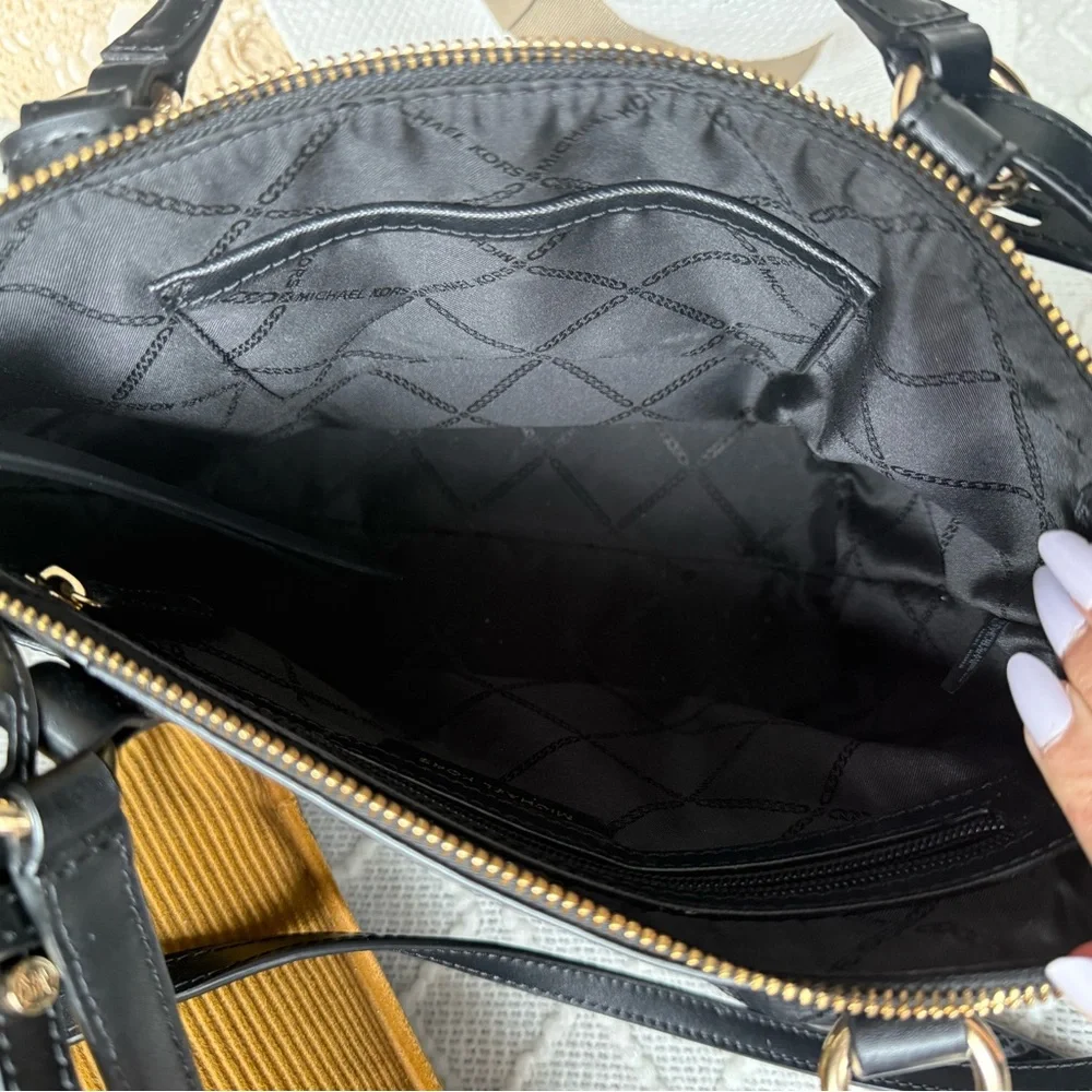 ✨Michael Kors Sullivan Small Tote, Black - Picture 7 of 10
